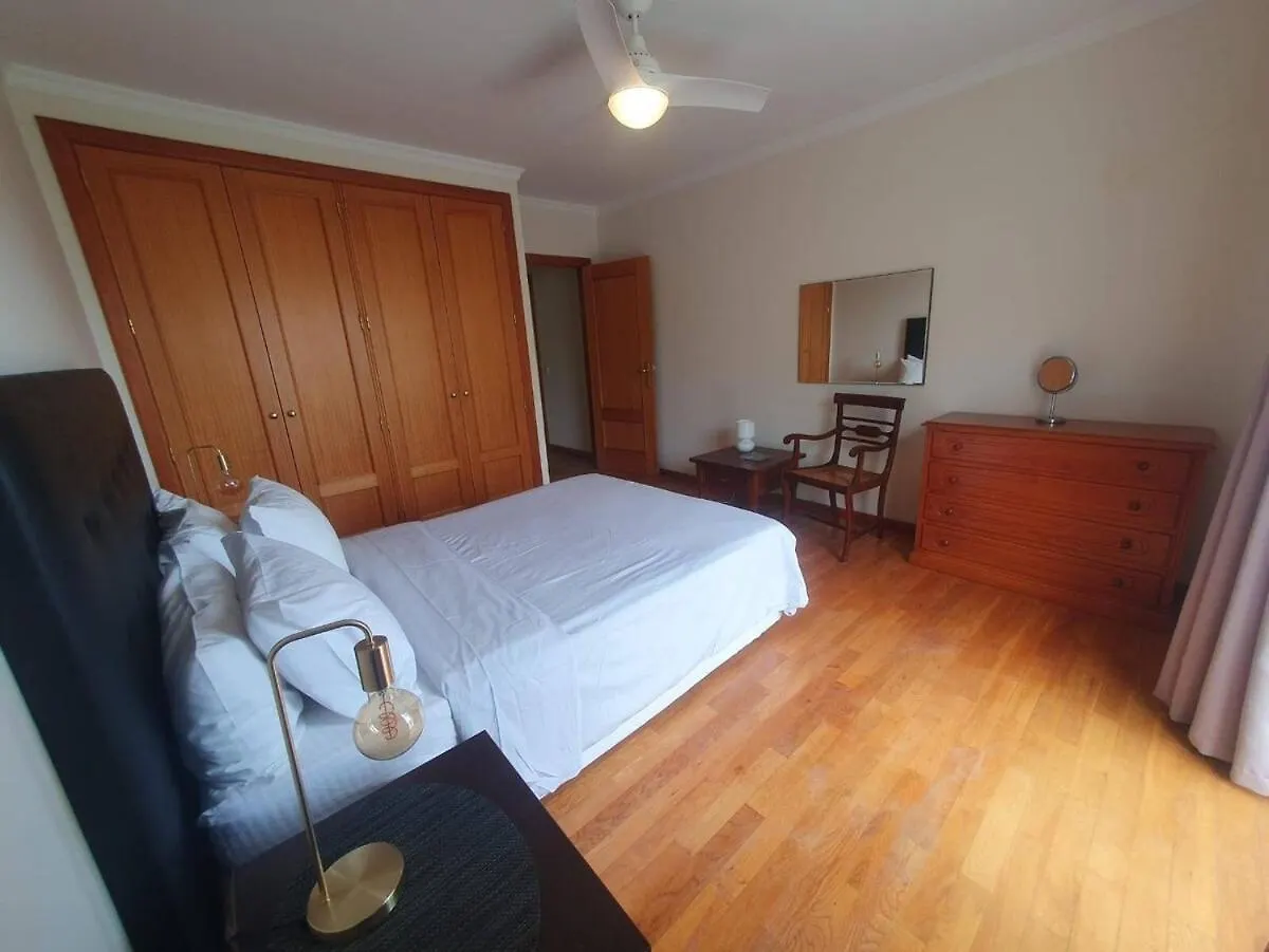 Aqua Vista Lido Apartment Funchal  Portugalia
