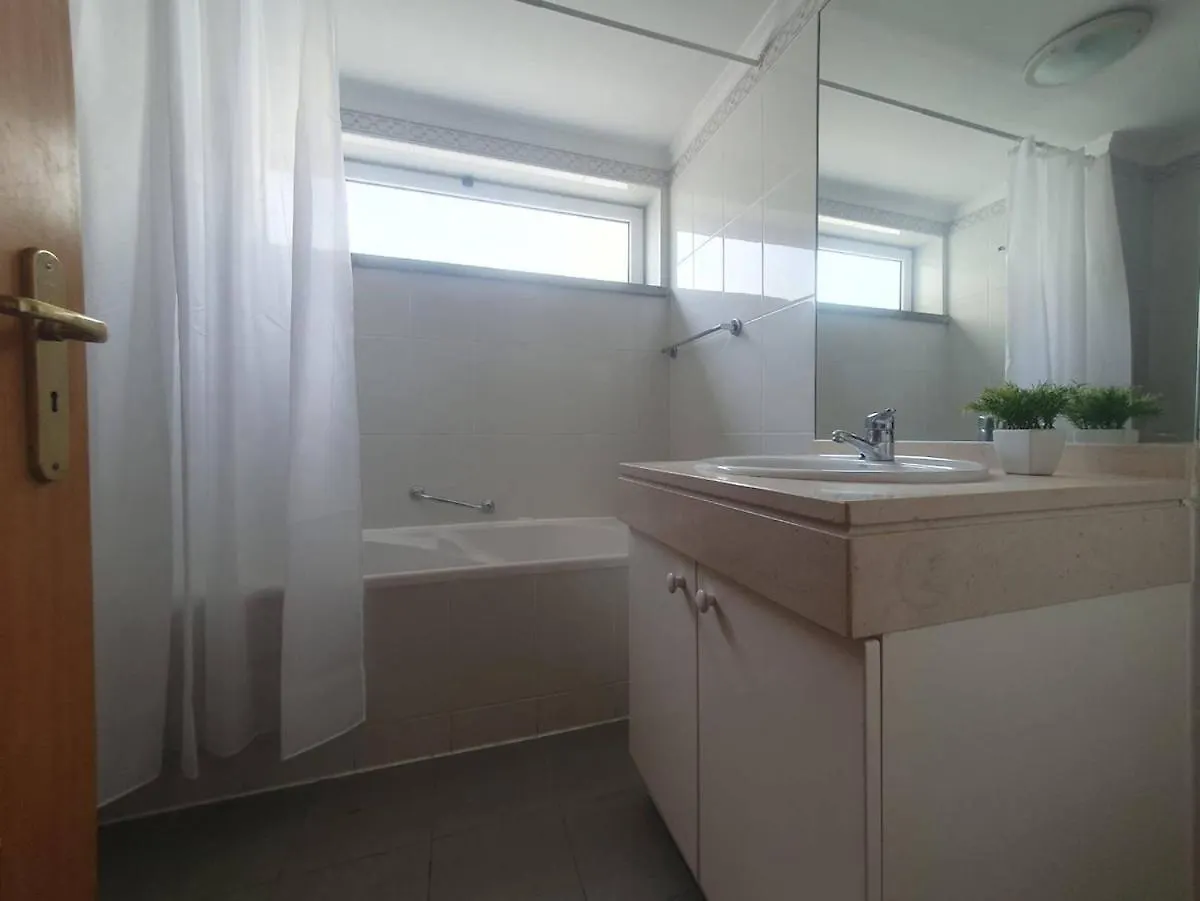Aqua Vista Lido Apartment Funchal